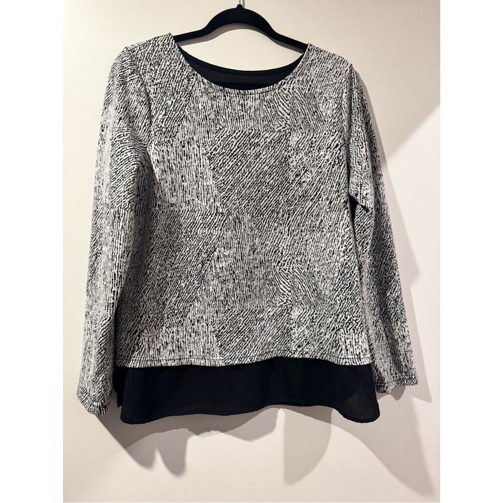 Black and white layered top